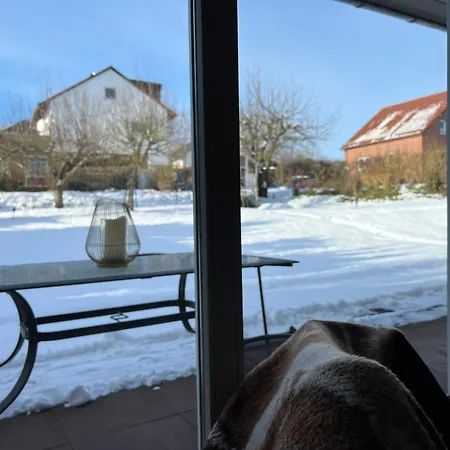 New Spacious House With Large Garden *