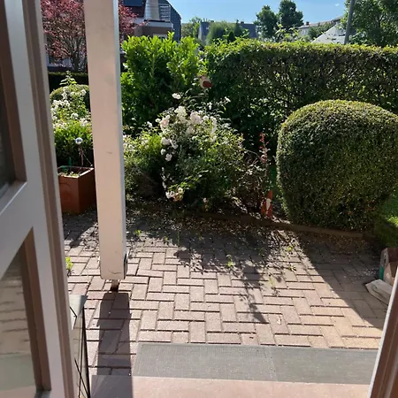 Casa vacanze New Spacious House With Large Garden