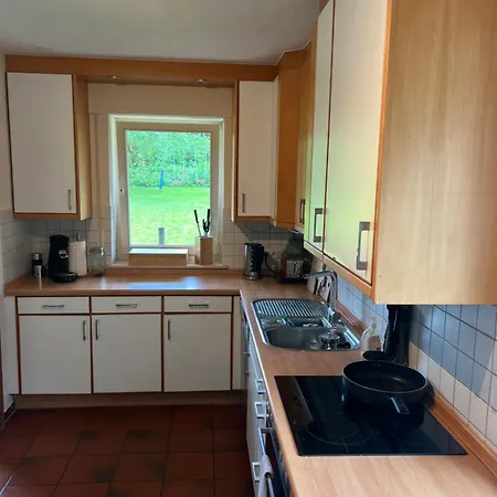 New Spacious House With Large Garden * Warburg