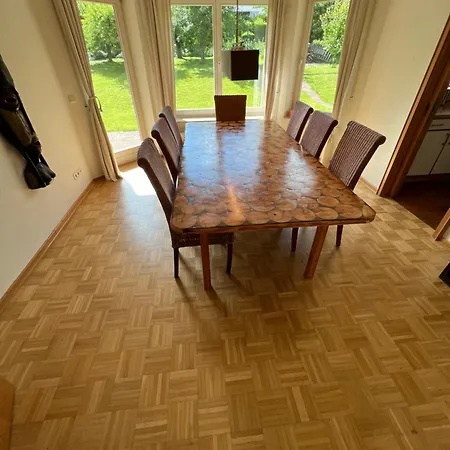 New Spacious House With Large Garden Casa vacanze *