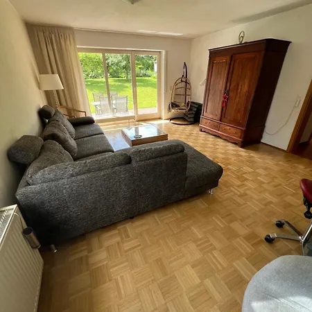 New Spacious House With Large Garden Casa vacanze *