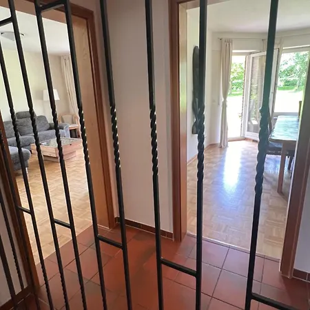 New Spacious House With Large Garden Warburg