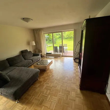 Casa vacanze New Spacious House With Large Garden Warburg