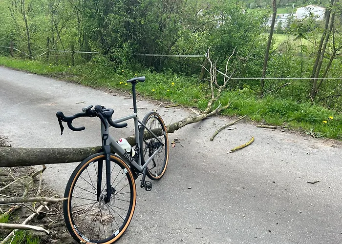 New Spacious House With Large Garden * Warburg