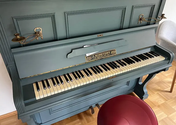 New Spacious House With Large Garden Nyaraló Warburg