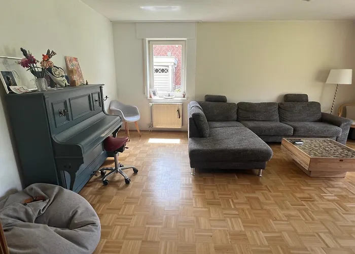 New Spacious House With Large Garden Nyaraló *