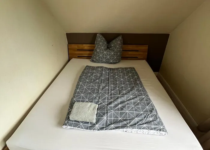 New Spacious House With Large Garden * Warburg