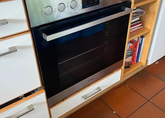 New Spacious House With Large Garden