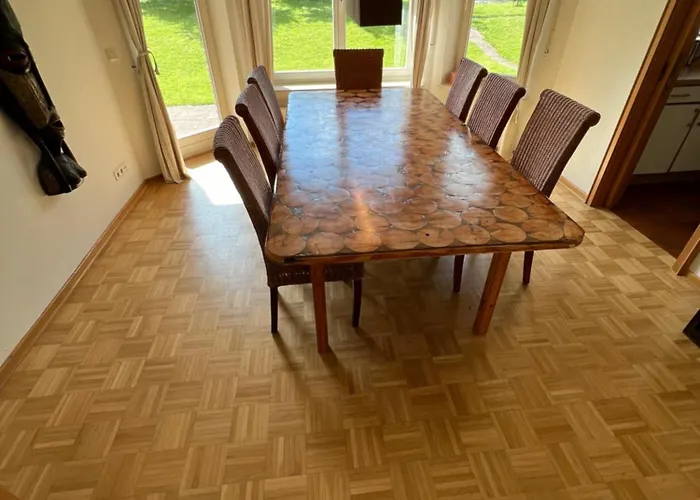 New Spacious House With Large Garden Nyaraló *