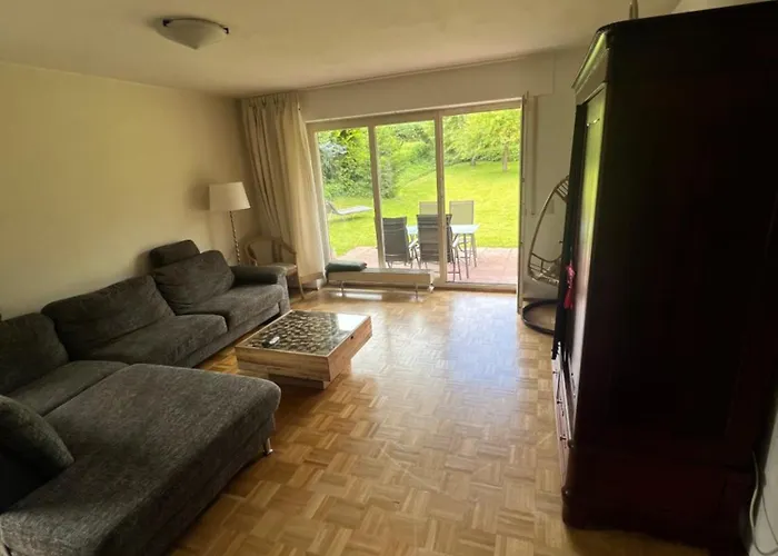 Nyaraló New Spacious House With Large Garden Warburg